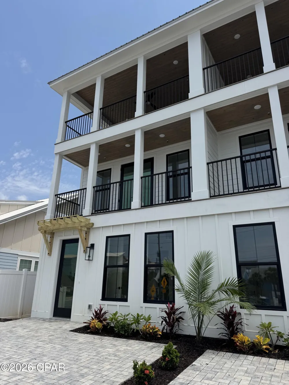 6806 Thomas Drive Panama City, FL 32408