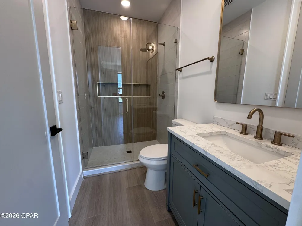 6806 Thomas Drive Panama City, FL 32408