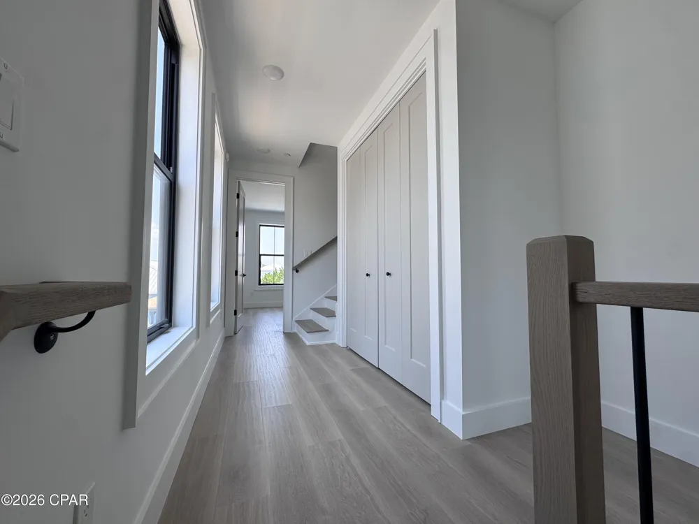 6806 Thomas Drive Panama City, FL 32408