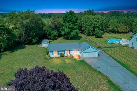 104 SOUTH CANVASBACK COURT