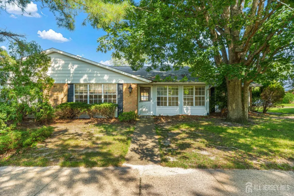 106 Buckingham Drive #B Manchester, NJ 08759