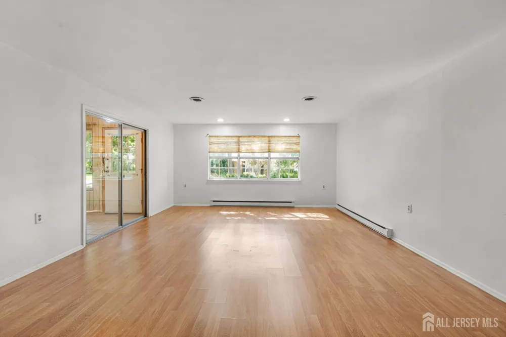106 Buckingham Drive #B Manchester, NJ 08759