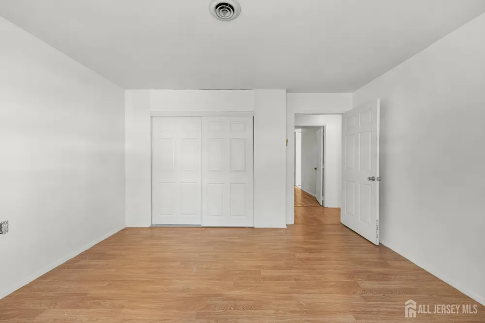 106 Buckingham Drive #B Manchester, NJ 08759
