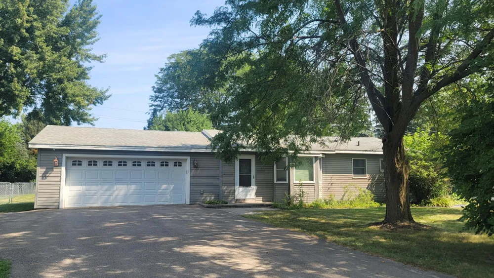 45750 Hull Road Belleville, MI 48111