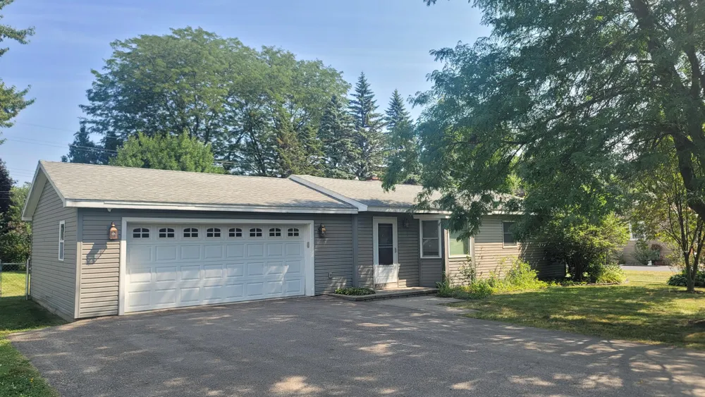 45750 Hull Road Belleville, MI 48111