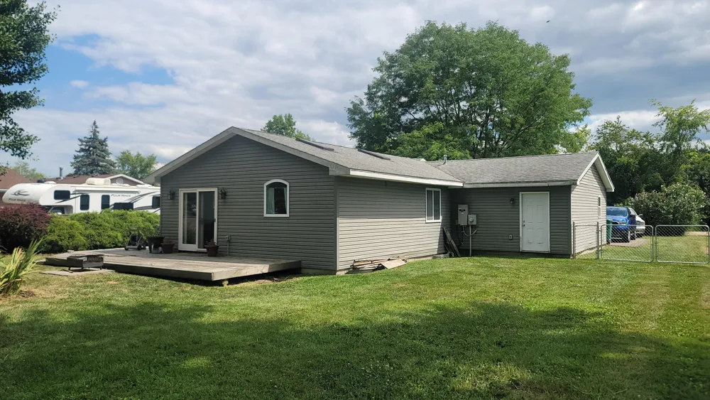 45750 Hull Road Belleville, MI 48111