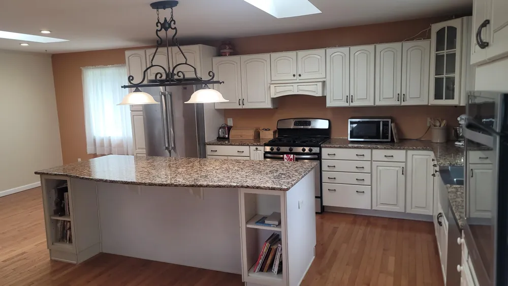 45750 Hull Road Belleville, MI 48111