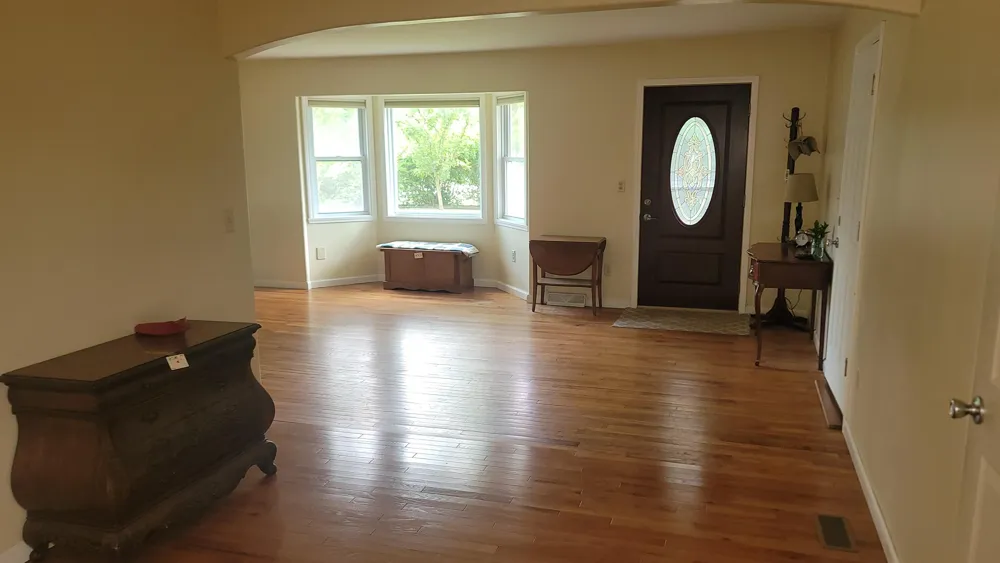 45750 Hull Road Belleville, MI 48111