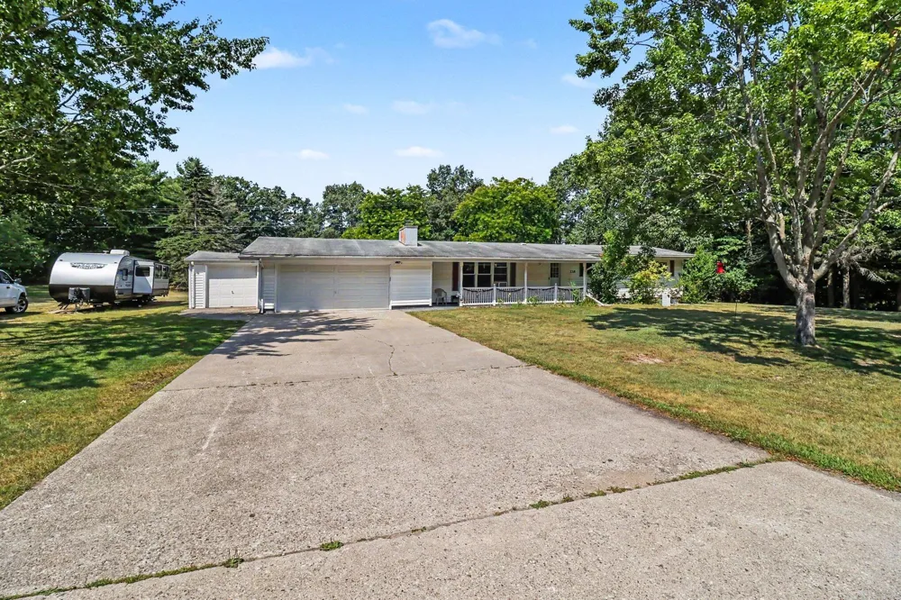 2218 Maple Road Manistee, MI 49660
