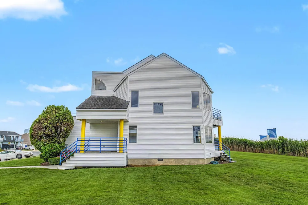 545 Lagoon Blvd Brigantine, NJ 08203