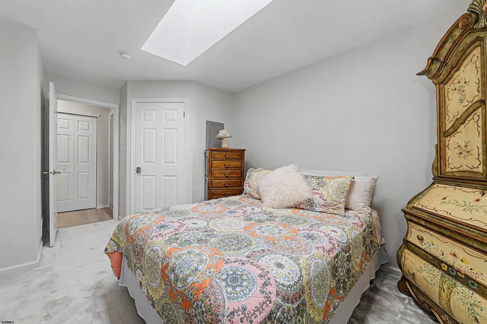 550 Central Linwood, NJ 08221