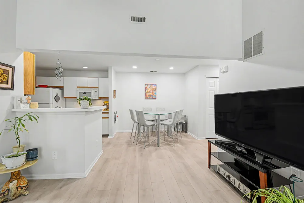 550 Central Linwood, NJ 08221