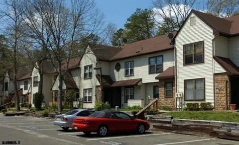 3118 JASMINE COURT