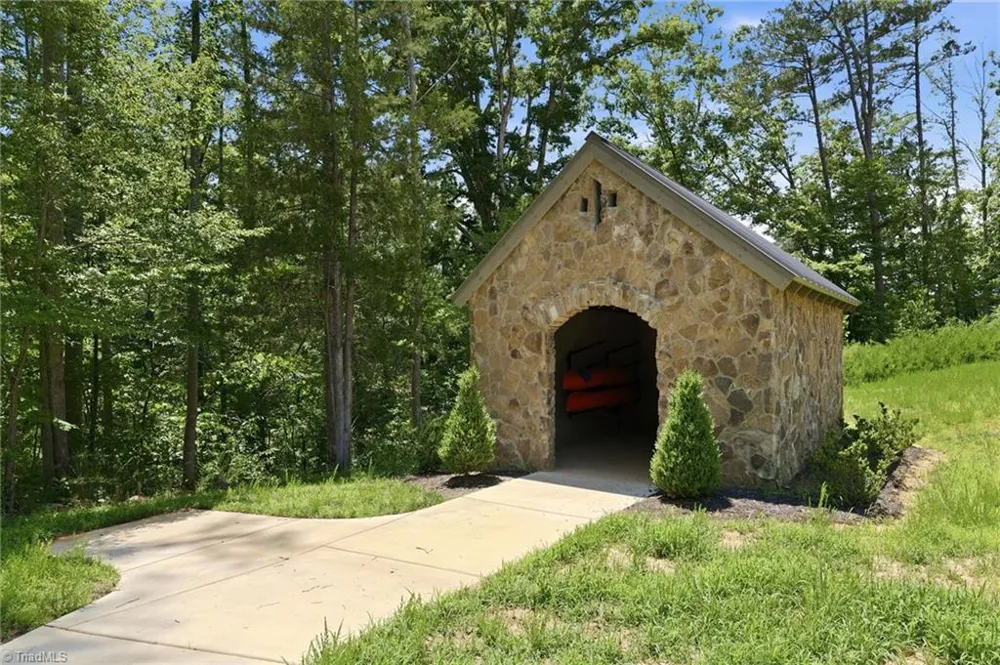 6771 Coldwater Terrace Stokesdale, NC 27357