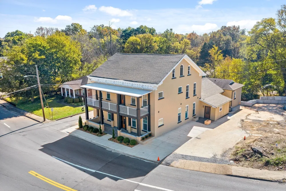 638 Madison St #3 Clarksville, TN 37040