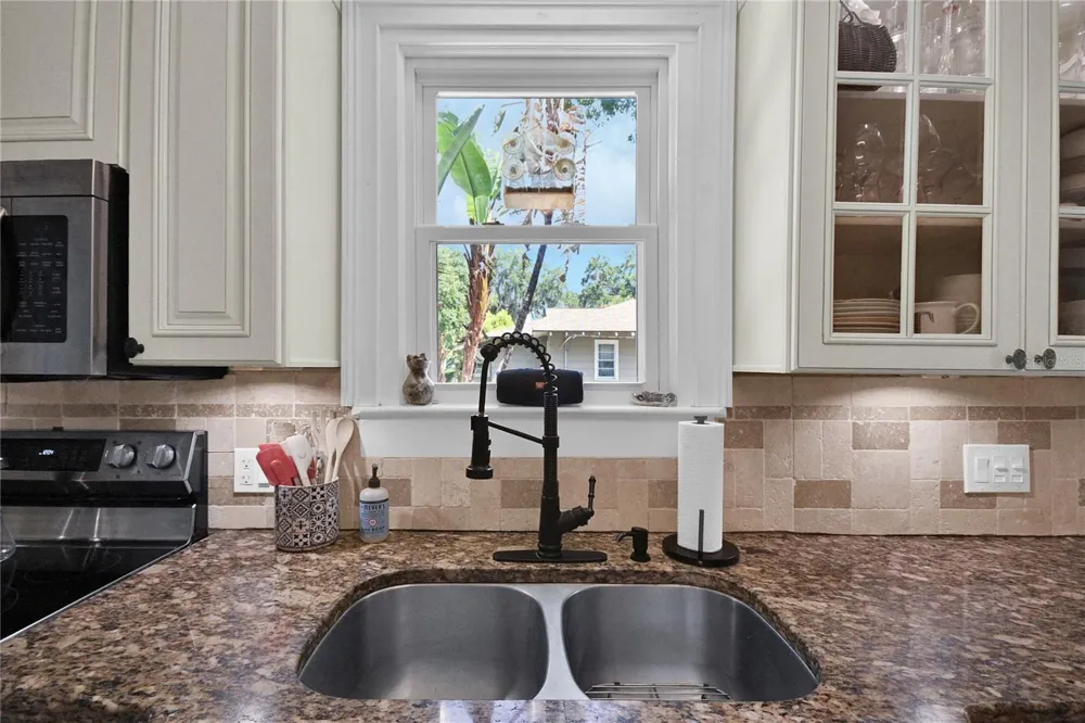 1112 PALMETTO STREET New Smyrna Beach, FL 32168