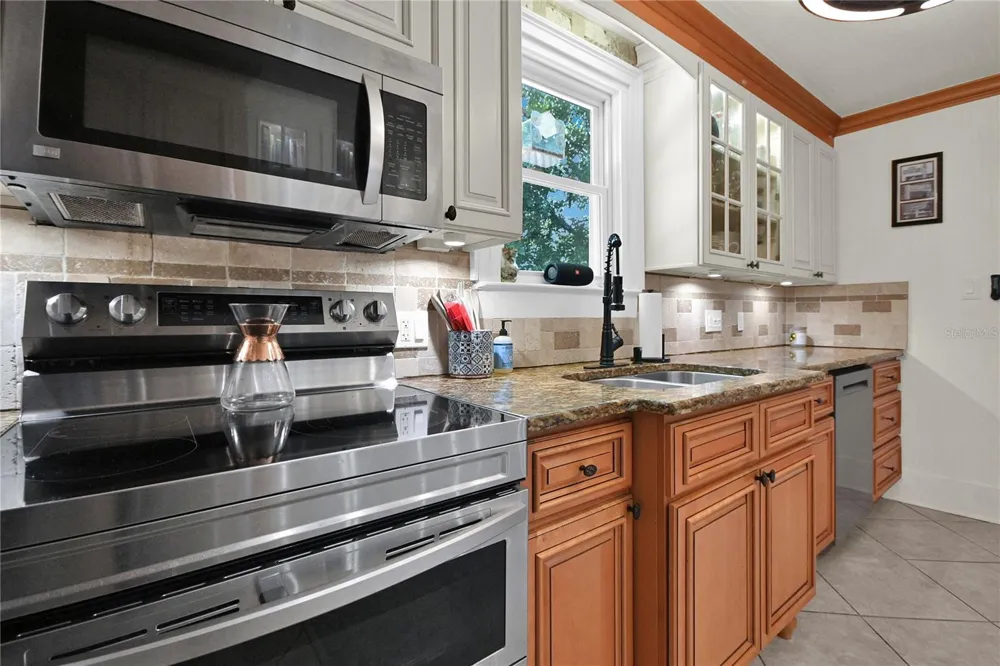 1112 PALMETTO STREET New Smyrna Beach, FL 32168