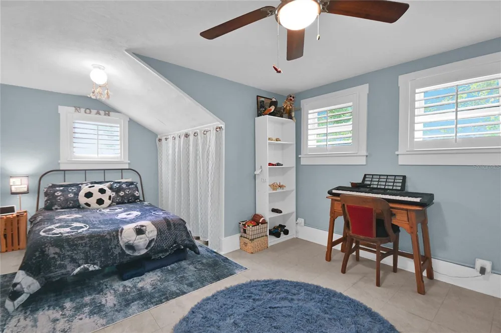 1112 PALMETTO STREET New Smyrna Beach, FL 32168