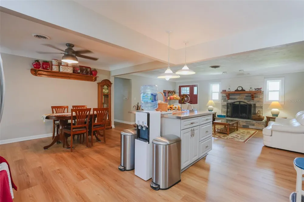 3124 S POLK AVENUE Lakeland, FL 33803