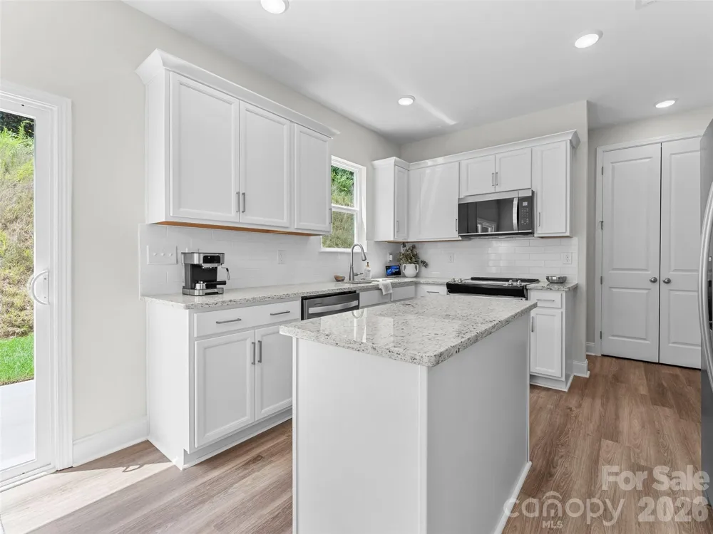 16 Bessie Luther Boulevard #unit 39 Candler, NC 28715