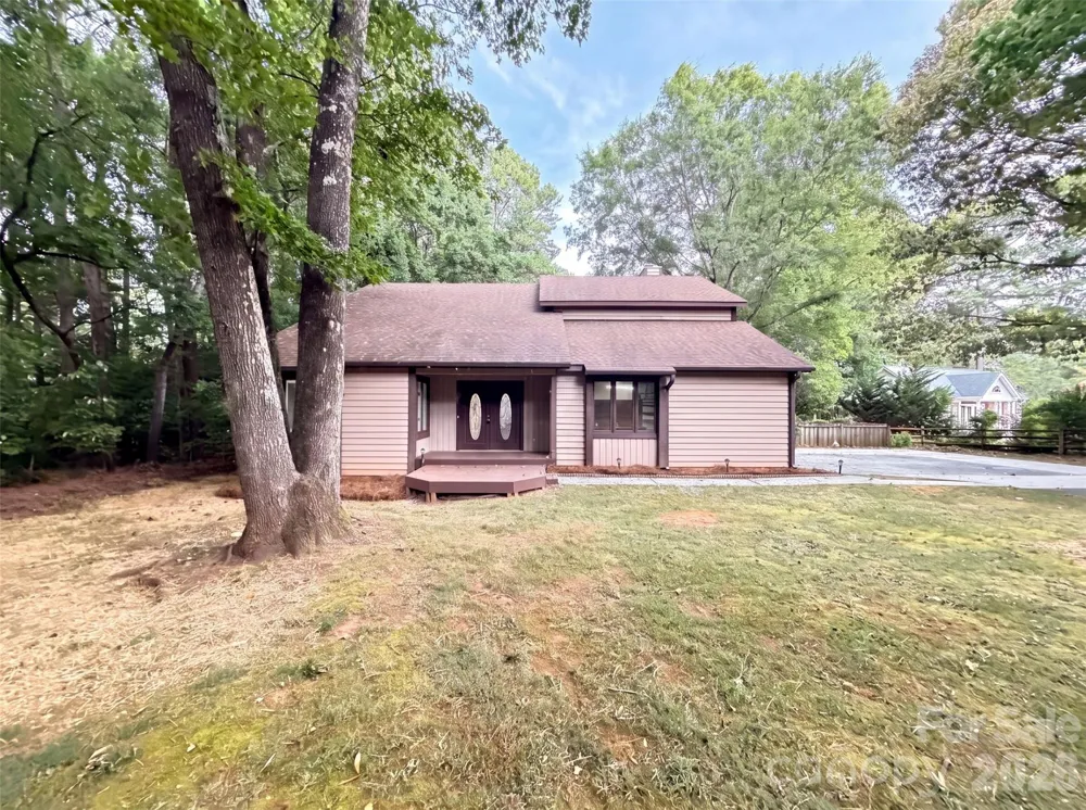 608 Amanda Drive Matthews, NC 28104