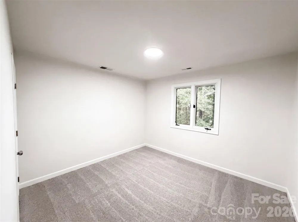 608 Amanda Drive Matthews, NC 28104