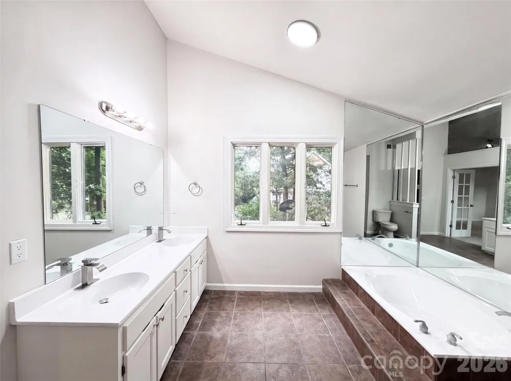 608 Amanda Drive Matthews, NC 28104