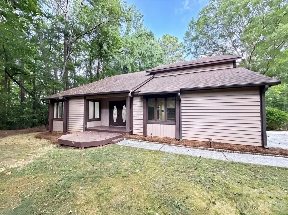 608 Amanda Drive Matthews, NC 28104