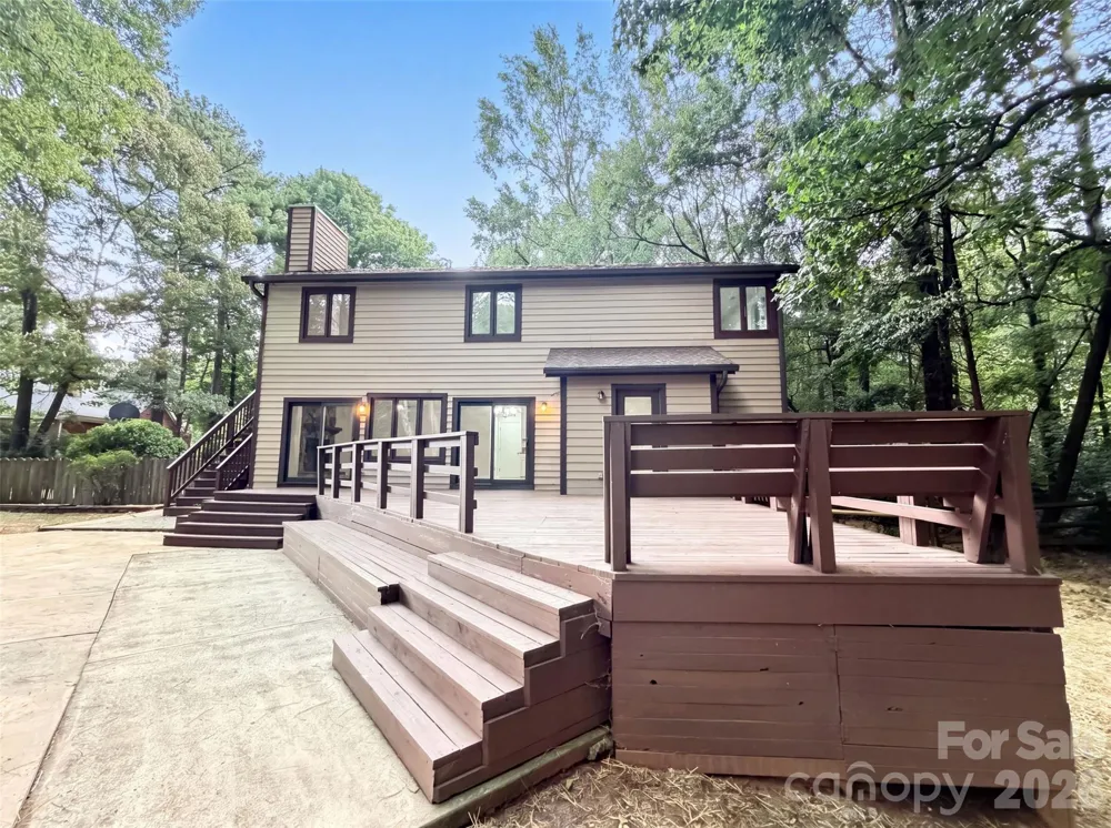 608 Amanda Drive Matthews, NC 28104