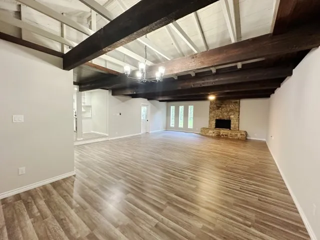 302 W Highland Avenue Comanche, TX 76442