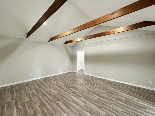 302 W Highland Avenue Comanche, TX 76442