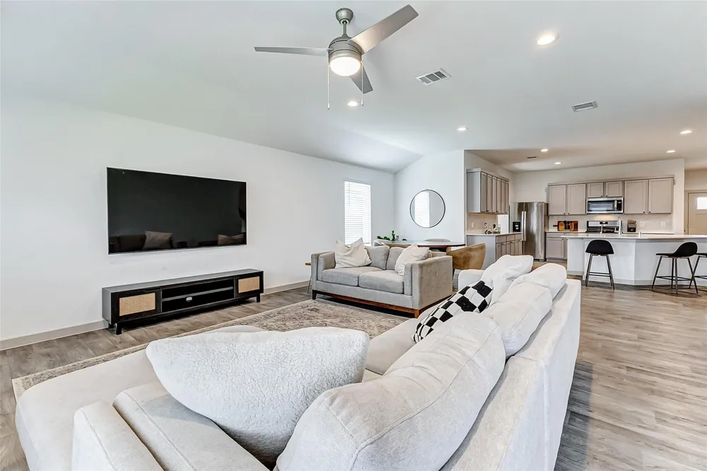 1731 William Scott Street Baytown, TX 77523