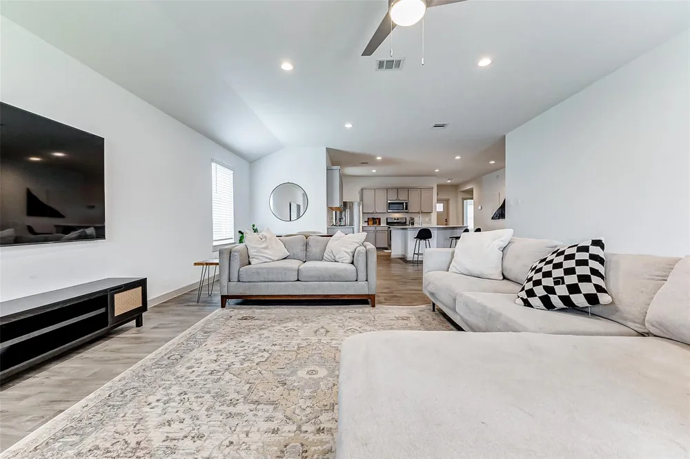 1731 William Scott Street Baytown, TX 77523