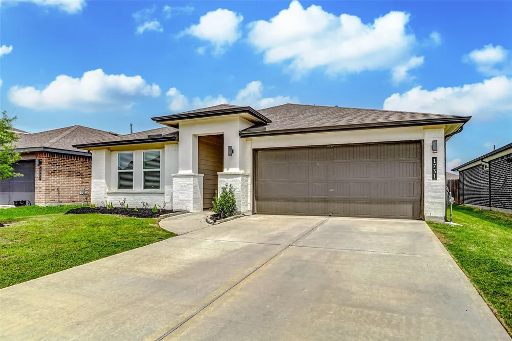 1731 William Scott Street Baytown, TX 77523