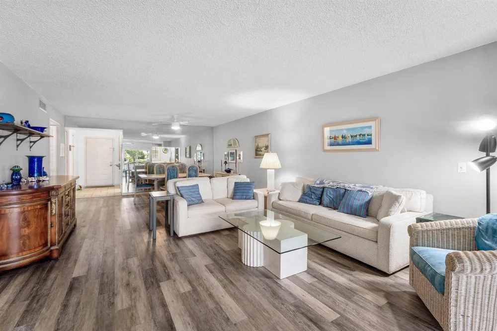 250 John F Kennedy Drive #204 Atlantis, FL 33462