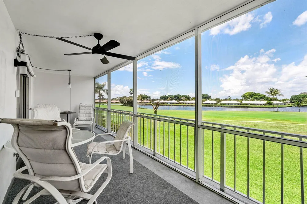 250 John F Kennedy Drive #204 Atlantis, FL 33462