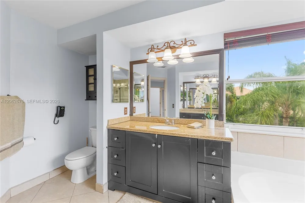 16745 NW 12th Ct Pembroke Pines, FL 33028