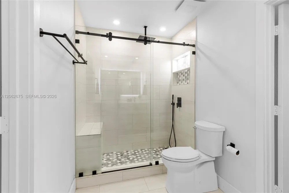 16745 NW 12th Ct Pembroke Pines, FL 33028