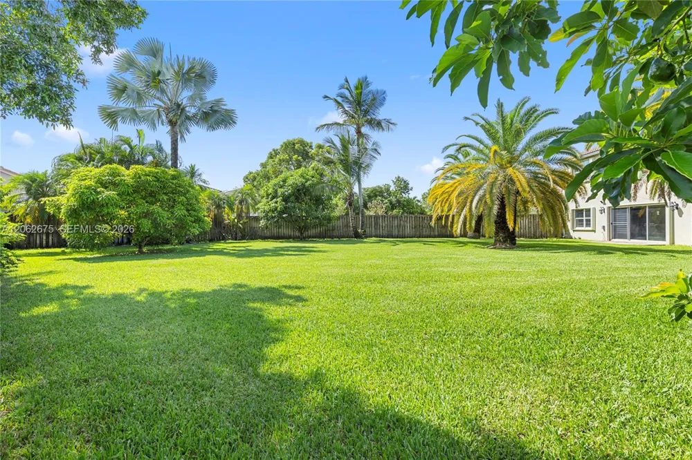 16745 NW 12th Ct Pembroke Pines, FL 33028