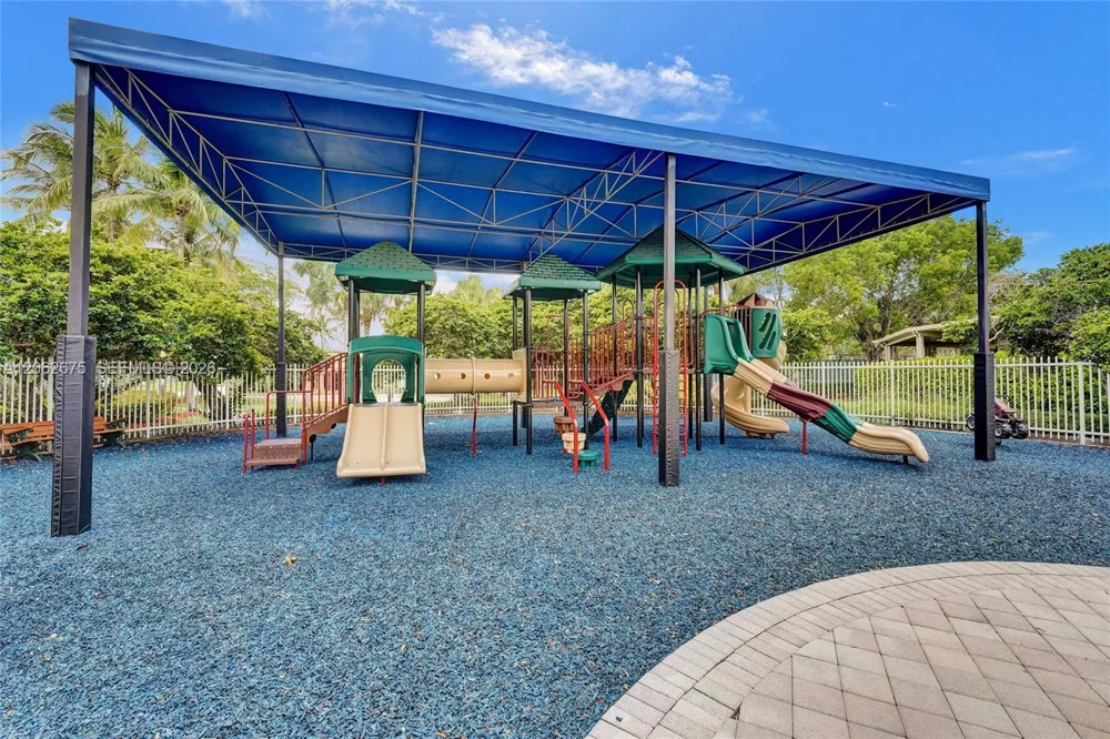 16745 NW 12th Ct Pembroke Pines, FL 33028