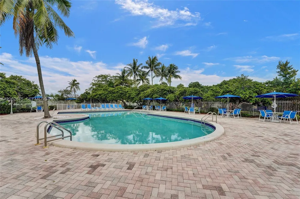 16745 NW 12th Ct Pembroke Pines, FL 33028