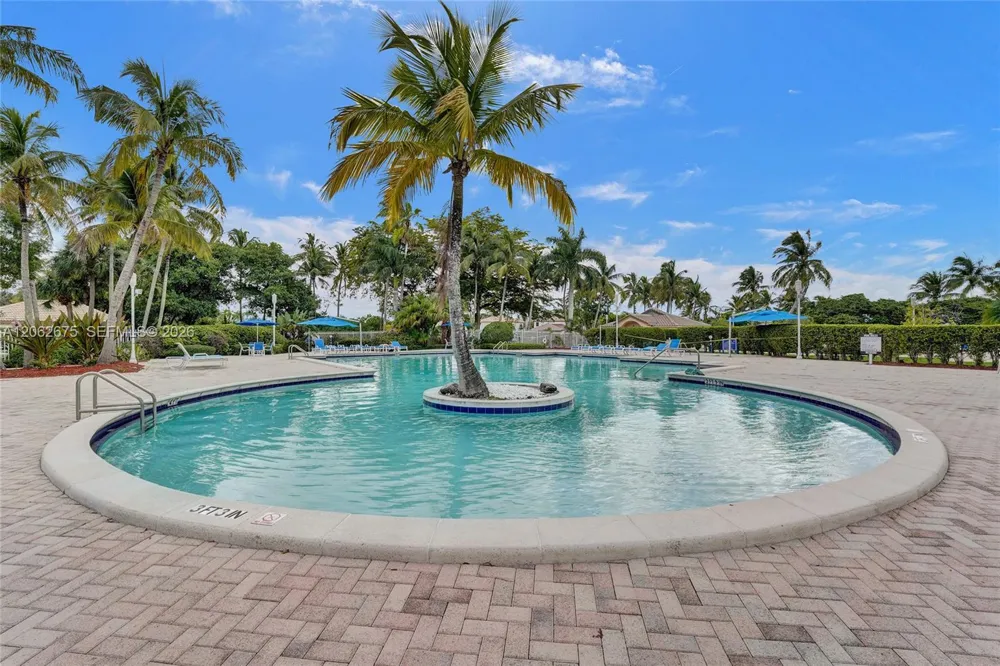 16745 NW 12th Ct Pembroke Pines, FL 33028
