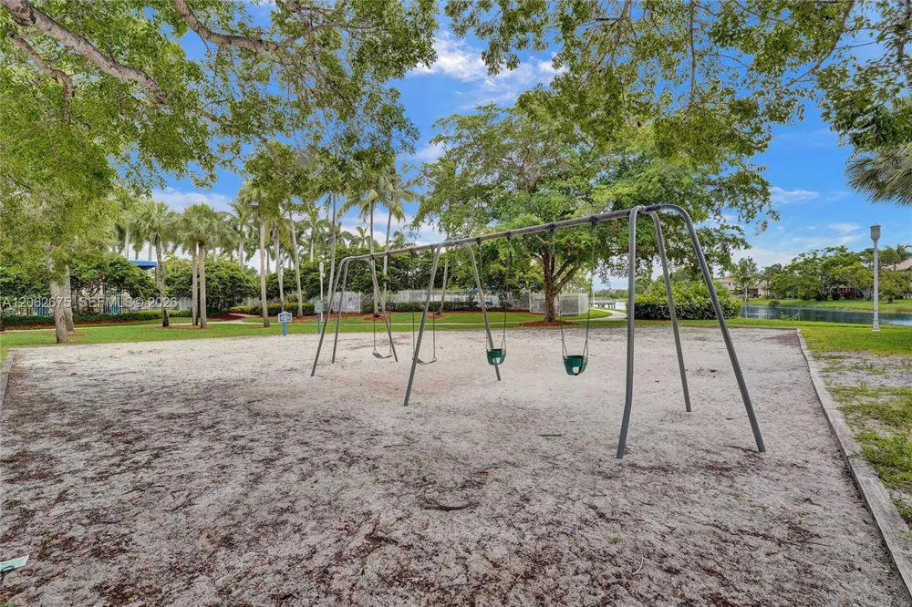 16745 NW 12th Ct Pembroke Pines, FL 33028