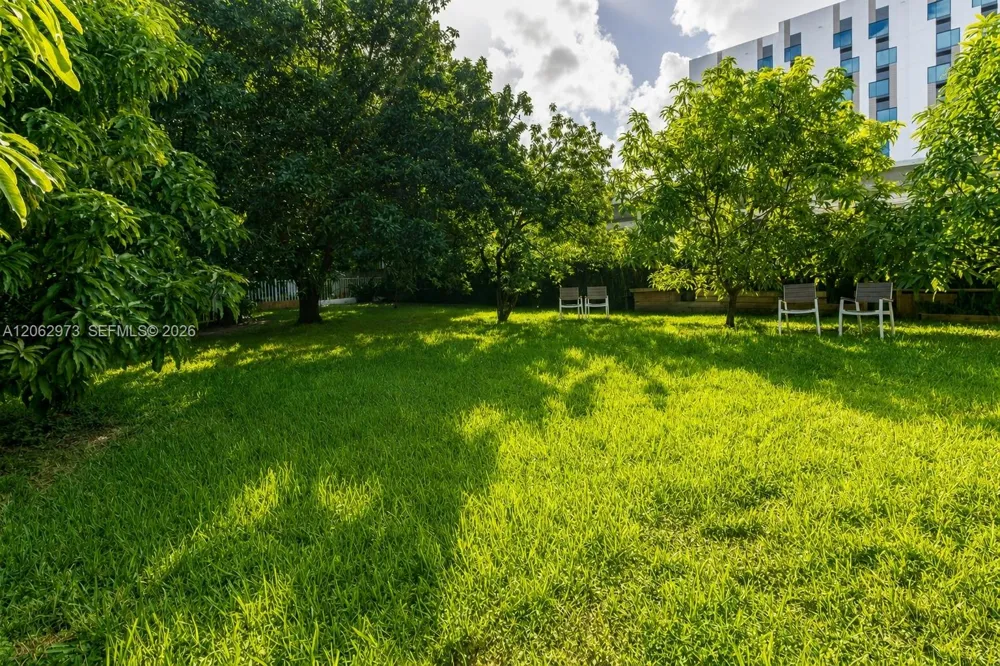 633 Mokena Dr #0 Miami Springs, FL 33166