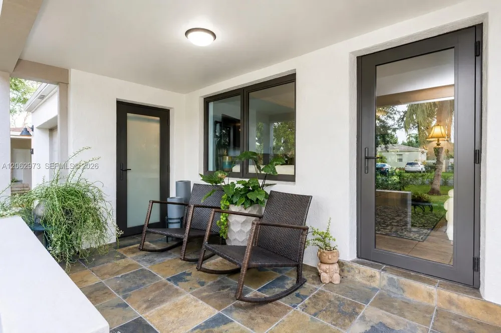 633 Mokena Dr #0 Miami Springs, FL 33166
