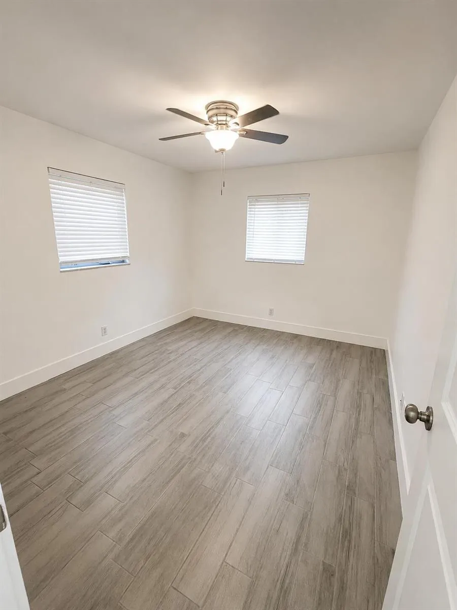134 NW 57th Street Oakland Park, FL 33309