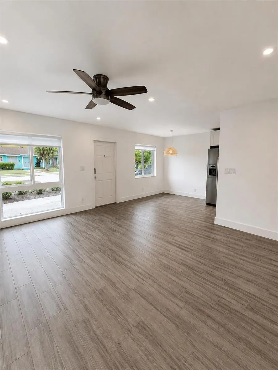134 NW 57th Street Oakland Park, FL 33309