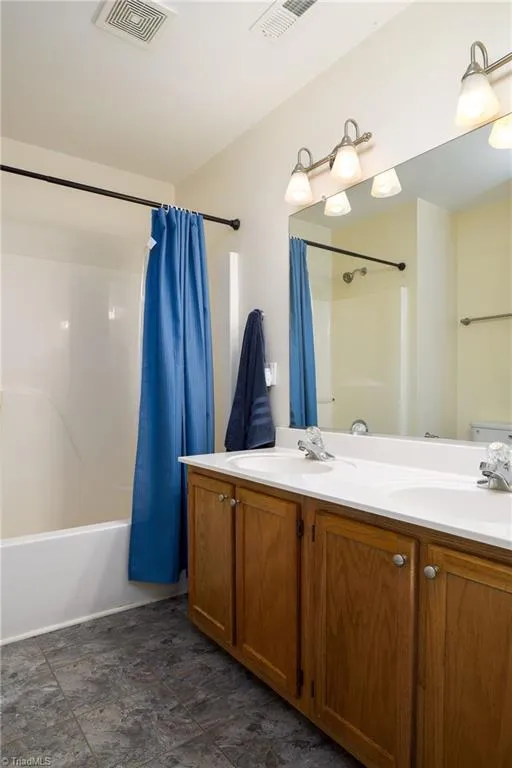 3905 Fairstone Place High Point, NC 27265