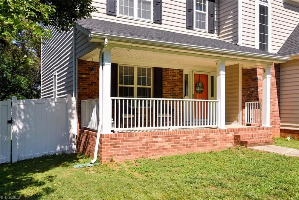 3905 Fairstone Place High Point, NC 27265
