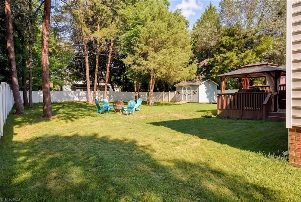 3905 Fairstone Place High Point, NC 27265